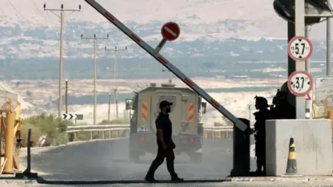 A Pair of Victims Gunned Down in Incident Near West Bank-Jordan Border Crossing, IDF Reports