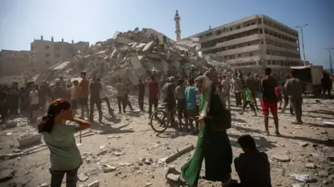 Escalated Aerial Assault Continues in the Gaza Strip