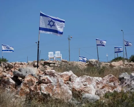 I'm a UK MP, Physician and of Jewish Faith. This Is What Happened Upon Attempting to Visit Israel
