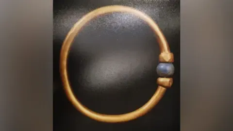 Egyptian Officials Confirm 3,000-Year-Old Bracelet Was Taken and Destroyed